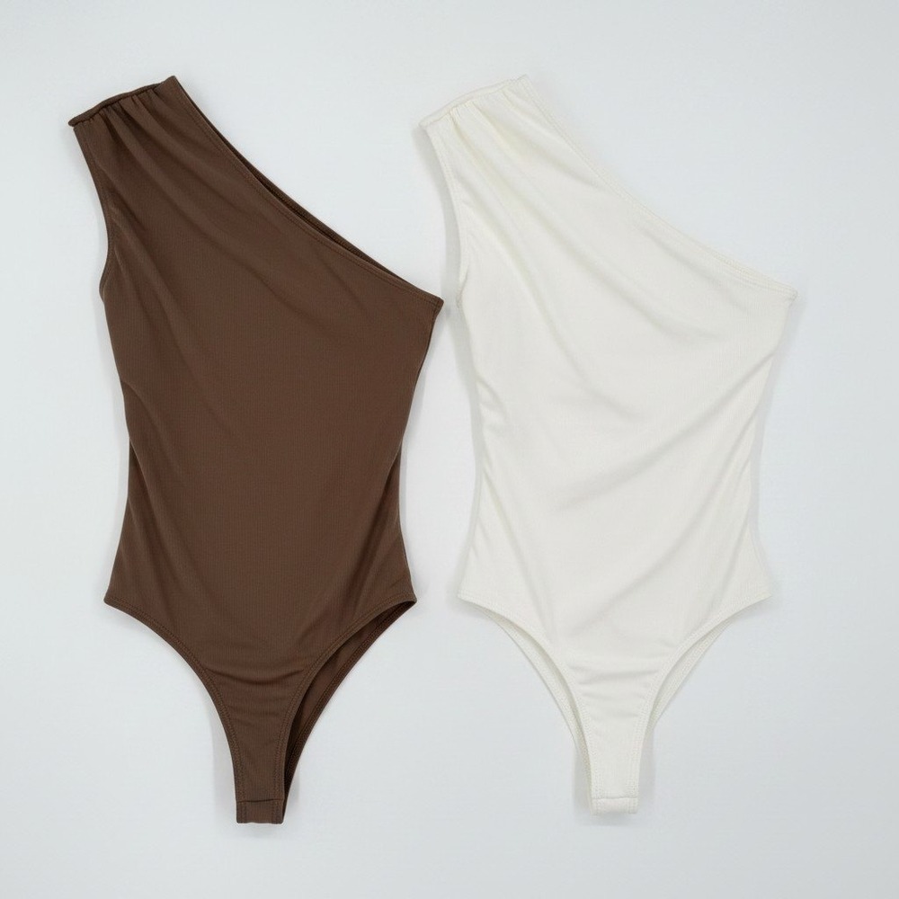 NWT Bundle Skylar‎ Rose One Shoulder Draped Bodysuit Brown Cream Open Back Small